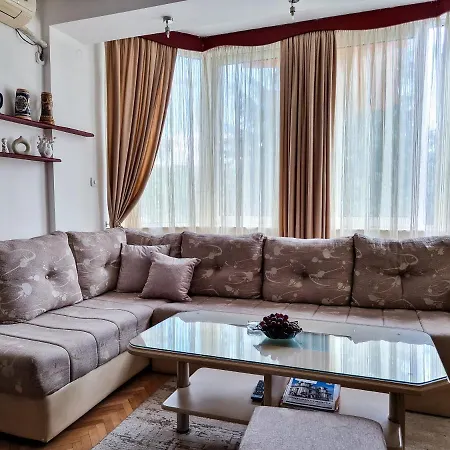Boulevard Apartments Kumanovo Exterior photo